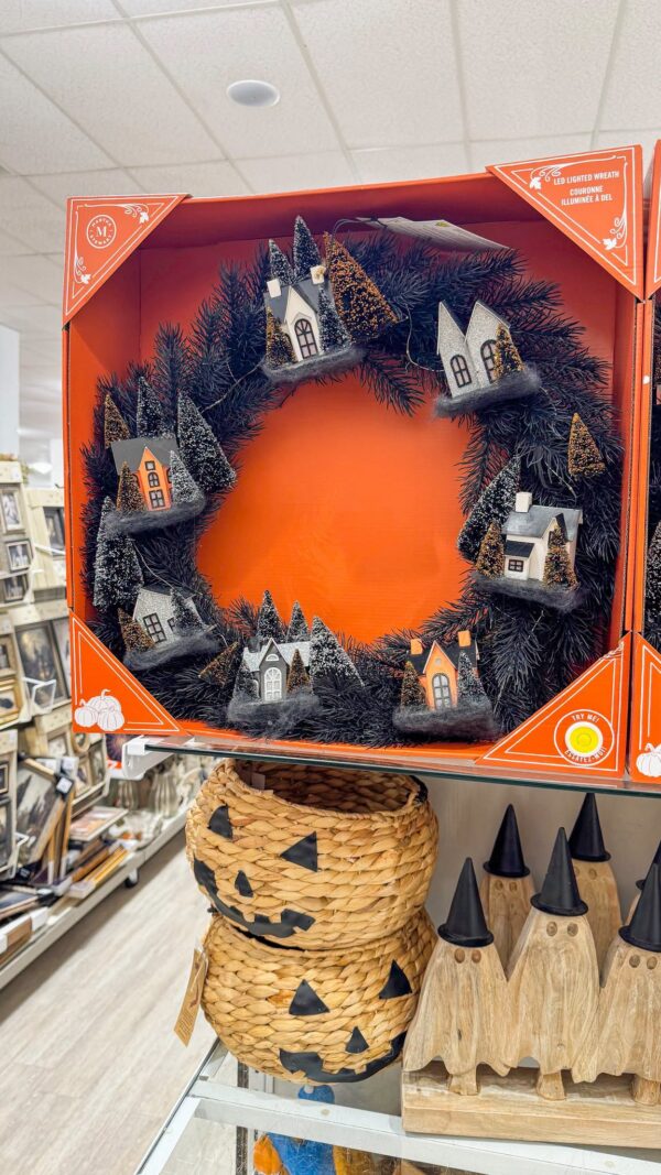 Halloween wreath & woven pumpkins
